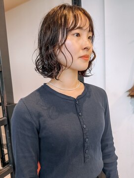 ヴヴ(Bub) ウェーブボブ ニュアンスパーマ 波巻きパーマ ボブパーマ 20代