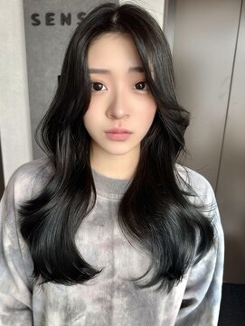 センス(SENSE.) 韓国風くびれレイヤー