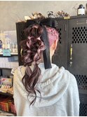 お呼ばれヘアセットローポニーリボンヘアアレンジインナーカラー
