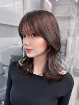 フィヴェント(Fivent)&nbsp;黒髪韓国小顔レイヤーイメチェン暗めオリーブグレークラゲヘアー