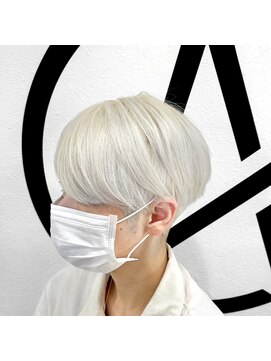 アルケム 学芸大学(AlChem) 【Hana指名】ホワイトカラー作例[学芸大学前/ハイトーン]