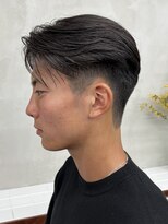 ニコ トウキョウ 渋谷(nico TOKYO)&nbsp;メンズセンターパートニュアンスパーマ毛流れ縮毛矯正刈り上げ