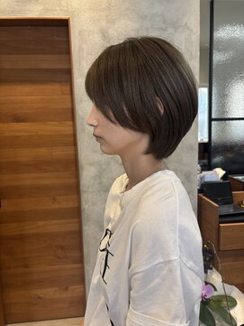 モスト ブリヤン(MOST BURYAN) 大人クールショート×30代まとまりスタイル