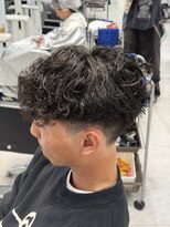 オーシャントーキョー 仙台(OCEAN TOKYO)&nbsp;波巻きツイストスパイラルツーブロック刈り上げメンズパーマ