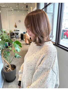 トイズファクトリー(Toys Factory) 動きのあるミディアムレイヤー♪似合わせカット