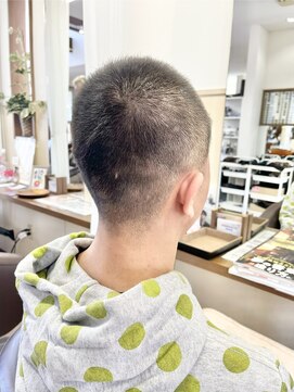 コアフィールフィス(COIFFURE fils) 《見附 今町》