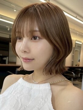 アビー(ABBEY) 柔らかい大人女性ボブ