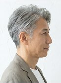 50代グレイヘア★白髪を活かすソフトアップバングショート