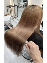 ジーナ 吉塚(Zina) 艶ストレート ミルクベージュ【福田れん】吉塚美容室 髪質改善
