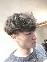 ヘアーシグネチャー(Hair Signature)&nbsp;外国人風くせっ毛カールの2ブロックスタイル