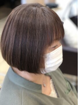 エスパース ボブカット＋白髪ぼかしグレイカラー