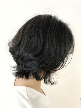 ヘッズ 本八幡店(HEADS) ショート　マッシュ　ショートボブ　HEADS 市川　学割　イルミナ