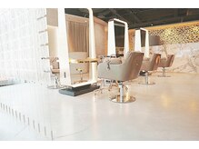 ワンランク上のラグジュアリーヘアサロン「HANNHA（ハンナ）」を、是非、お得なクーポンでご体験下さい！