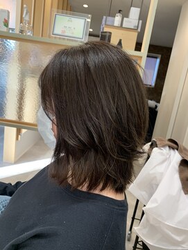 グロウ ツクバ(GLOW TSKUBA) ひし形ボブ