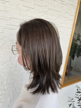 ラウレア(Laule'a) 大人女子のふんわりレイヤー