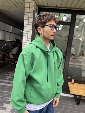 ウェルネス(Wellness) スパイラルツーブロックマッシュアップバングコンマヘア21