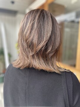 アンドチル(And Chill) ナチュラルセミヘアー