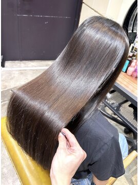 リバティーエル 勝どき店(LIBERTY-L) 髪質改善ストレート/美髪ストレート/縮毛矯正/髪質改善