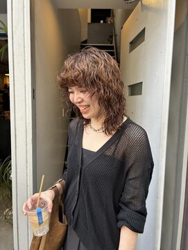 ポーズ(PAUSE) 大阪　梅田　ブリーチパーマ