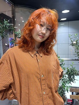 ヘアーアンドメイク ビス(HAIR&MAKE bis) ブリーチ◎/夏可愛いオレンジカラー☆【多田華歌】