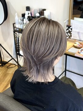 ファヴォリヘアー(favori hair) ウルフカット×シャドールーツ