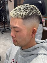 アミーゴ(AMIGO)&nbsp;スキンフェード クロップ ブリーチ