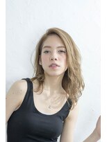 ロッコ(ROCCO)&nbsp;とろみカールで仕上げた旬のレイヤーミディ　[八王子]ROCCO