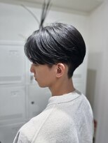 レーヴバイキートス(REVE by kiitos)&nbsp;【REVE】かりあげセンターパート/ニュアンスパーマ