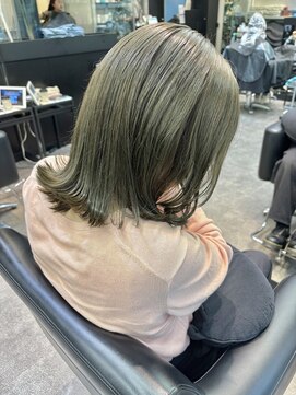 ケンジ 横浜(KENJE) オリーブベージュ/オリーブグレージュ/ミディアムヘア