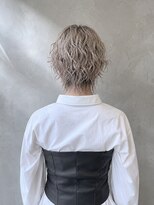 吉 船橋(kici)&nbsp;ホワイトベージュショートボブ/ブリーチ/ウェーブパーマ/船橋