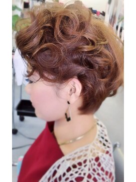 ボイス(Voice) ★ショートアレンジヘア★【レングス短め】