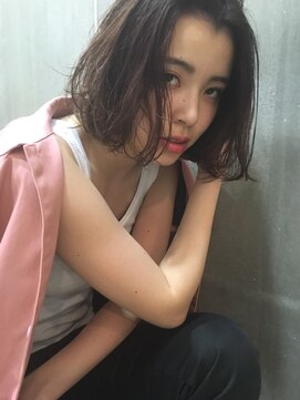 オーダーワン(OORDER1) エッジの効いたニュアンスボブ