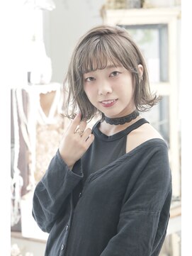 キミ(kimi) 【ｋｉｍｉ】ハイライトカラー×グラデーションカラー外ハネボブ