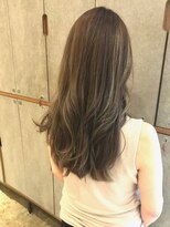 ハニー(HONEY by Chord)&nbsp;オススメ♪外国人風ハイライト×グレージュ