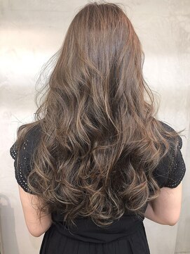 ヌイ 横浜(nui) ジンジャーブラウン_ブランジュネイビーカラーダブルバング