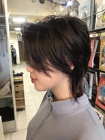 ペネロープ(Penelope)&nbsp;耳かけウルフショート　くびれショート ハンサムショートYACHI