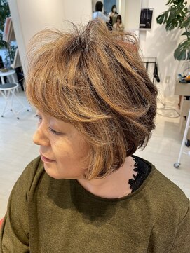 ヘアーリゾートラシックアールプラス(hair resort lachiq R+) 《R＋》デザイニングカラー◎ショートヘア