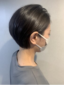 エイム ヘア リアム 調布店(eim hair liam) 耳かけ丸みショートボブ