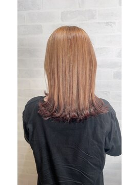 クラッチバイシオンアグリゲイト(CLUTCH by Zi-on aggregate) 裾カラー×鎖骨ヘア×鎖骨ミディ