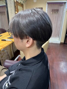 ヘアーデザイン ビバース(hair design vivarth) センターパート［志木駅・新座駅]