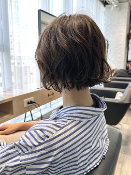 アーロン(aaron) 【サロンワーク】ゆるくボブパーマ。