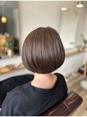 ショートボブ
