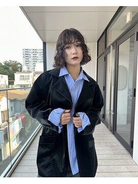 ホロ(hollo) ボブパーマウェーブミディアムパーマボブプードルパーマ