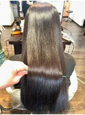 ツヤ髪ストレート髪質改善トリートメント美シルエットロングヘア