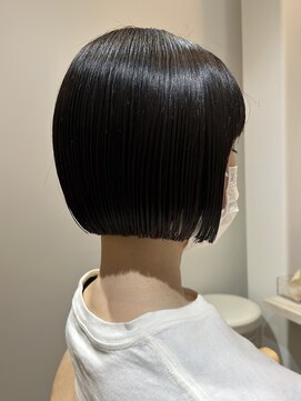 シアン(CyAN) あごラインパツッとボブ