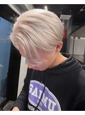 1318ホワイトブロンドフェザーショート刈り上げスキンフェード