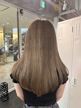 サンエンヘアー(lll_en hair) 透明感ベージュ