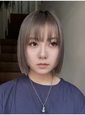 切りっぱなしボブハイトーンカラーナチュラルボブグレージュ韓国