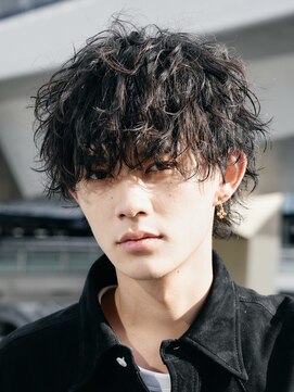 フィフス トウキョウ (fifth TOKYO) 渋谷ツイストスパイラルパーマメンズマッシュウルフカット