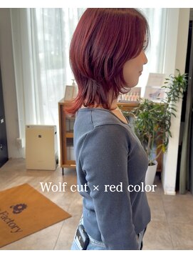 トイズファクトリー(Toys Factory) ウルフカット×レッドカラー♪ピンクベージュイメチェン